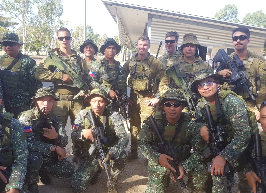 1RAR soldiers instructing urban combat with the Philippines army in 2018.