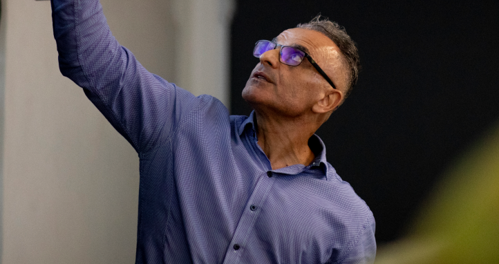 Microsoft Principal Data Scientist Dr Nejhdeh Ghevondian provides a demonstration on Artificial Intelligence.