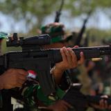 Soldiers from Australian Army’s 5th/7th Battalion, The Royal Australian Regiment and Tentara Nasional Indonesia Angkatan Darat conduct combat shooting at the Close Training Area in Northern Territory.